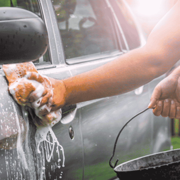 Helpful Tips for Washing Your Car At Home